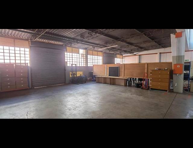 INDUSTRIAL PROPERTY TO RENT IN KOEDOESPOORT INDUSTRIAL